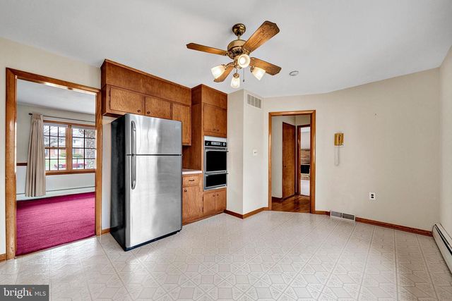 21 FABROW DR, Titusville, NJ 08560