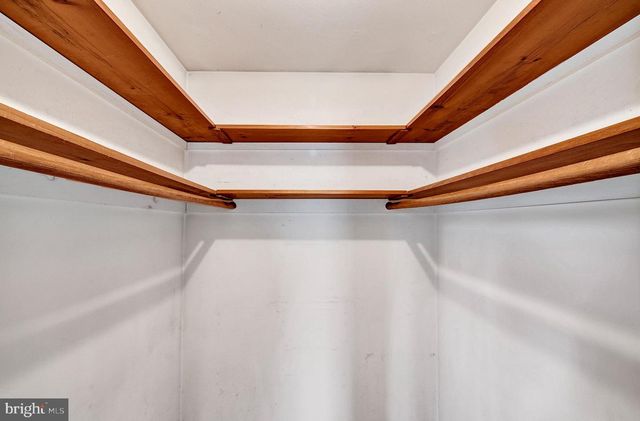 21 FABROW DR, Titusville, NJ 08560