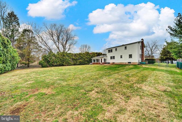 21 FABROW DR, Titusville, NJ 08560