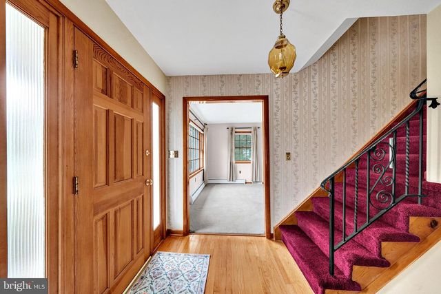 21 FABROW DR, Titusville, NJ 08560