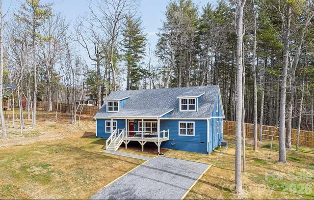 170 Cascade Ridge Road, Fairview, NC 28730