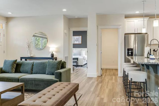 170 Cascade Ridge Road, Fairview, NC 28730