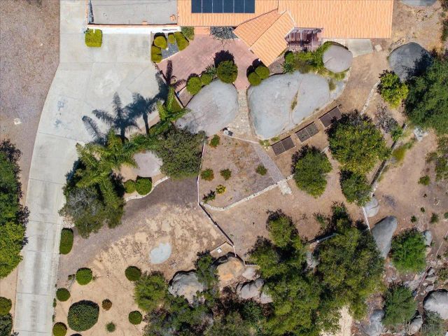 27619 High Vista Dr, Escondido, CA 92026