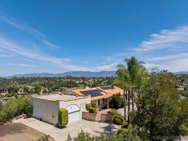 27619 High Vista Dr, Escondido, CA 92026