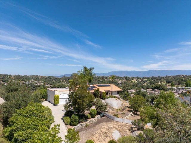 27619 High Vista Dr, Escondido, CA 92026
