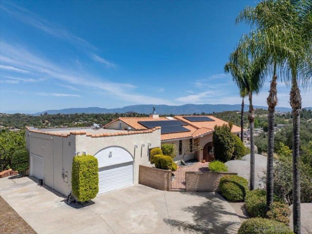 27619 High Vista Dr, Escondido, CA 92026
