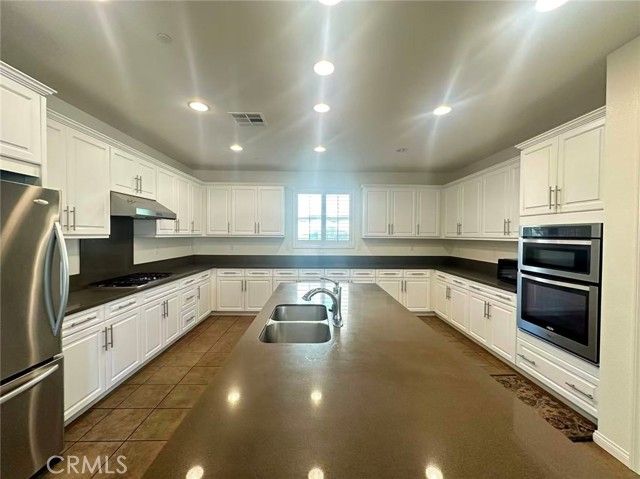 2960 E Via Corvina, Ontario, CA 91764