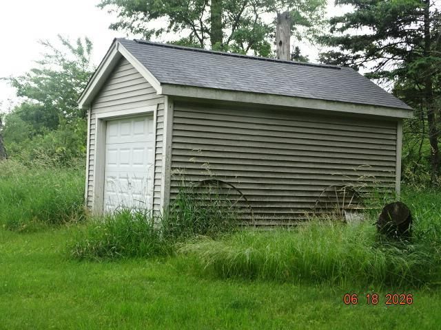 2635 N Lakeview Drive, Montello, WI 53949