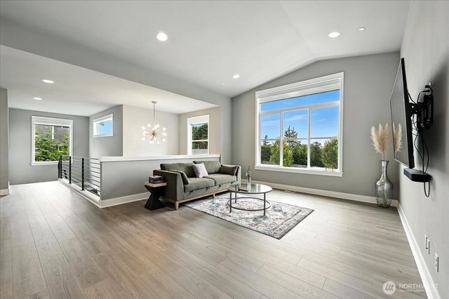 7905 5th Place SE, Lake Stevens, WA 98258