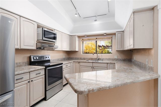 10561 Haven Street, Las Vegas, NV 89183