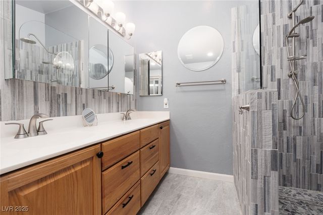 10561 Haven Street, Las Vegas, NV 89183