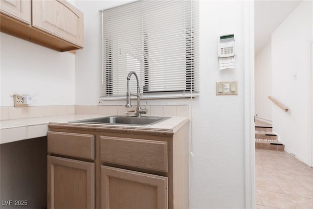 10561 Haven Street, Las Vegas, NV 89183