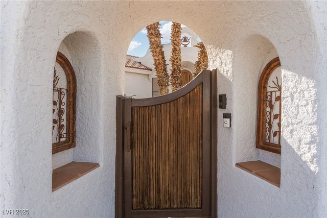 10561 Haven Street, Las Vegas, NV 89183