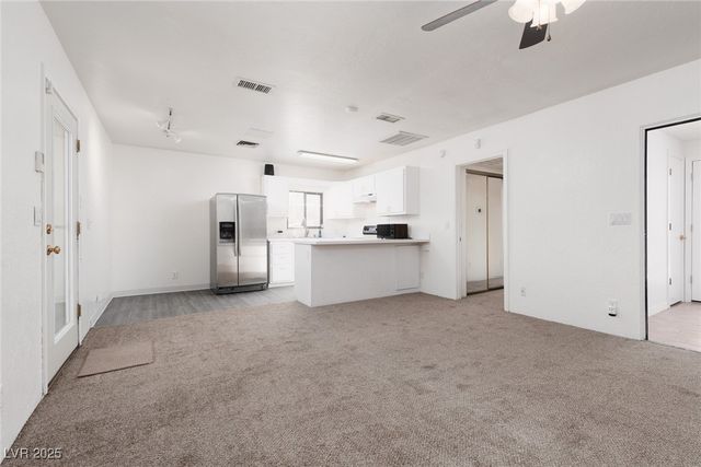 10561 Haven Street, Las Vegas, NV 89183