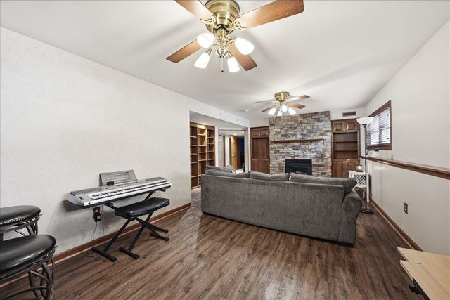 1551 Gilleevan Drive, Valparaiso, IN 46385