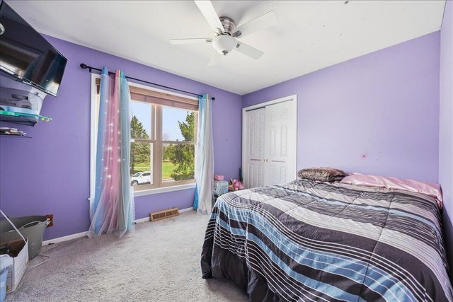 1551 Gilleevan Drive, Valparaiso, IN 46385