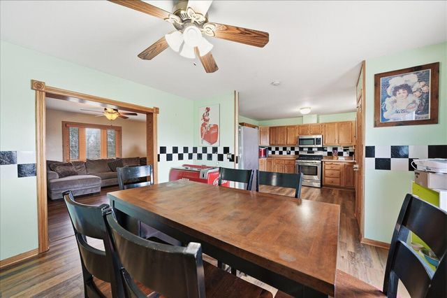 1551 Gilleevan Drive, Valparaiso, IN 46385