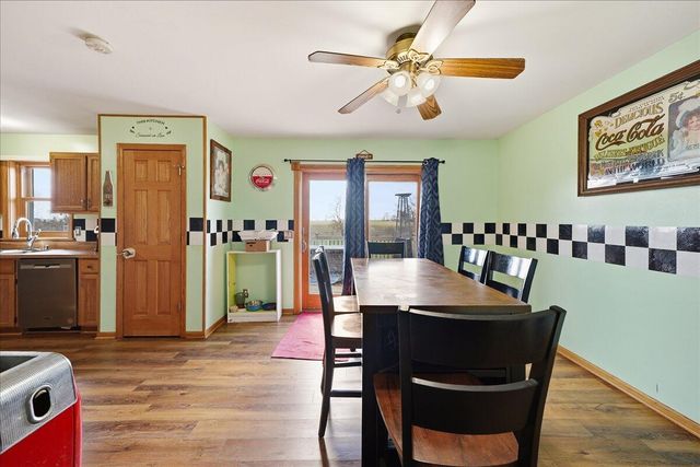 1551 Gilleevan Drive, Valparaiso, IN 46385