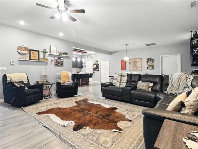 1007 Wade Street, Mountain View, MO 65548