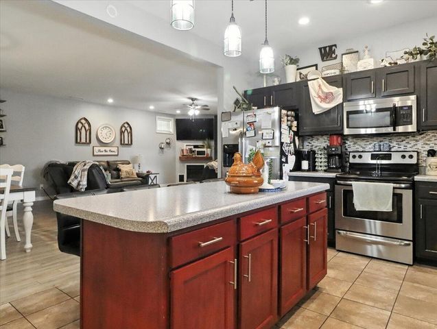 1007 Wade Street, Mountain View, MO 65548