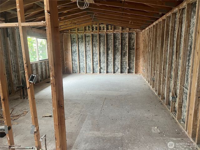 92 Tatoosh Place, Steilacoom, WA 98388
