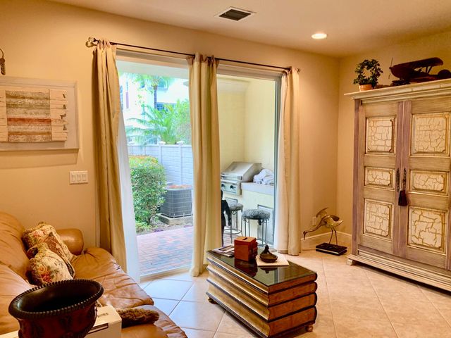 5620 NE Trieste Terrace, Boca Raton, FL 33487
