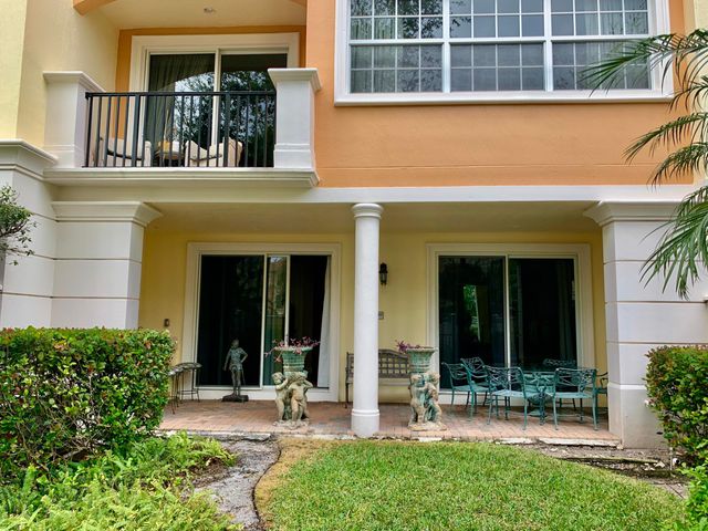 5620 NE Trieste Terrace, Boca Raton, FL 33487