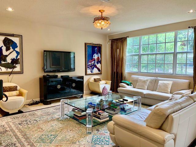 5620 NE Trieste Terrace, Boca Raton, FL 33487