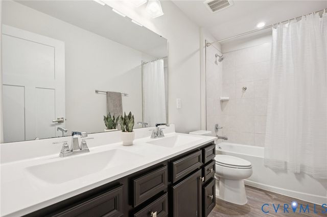 10237 Centralia Station Rd, Chesterfield, VA 23831