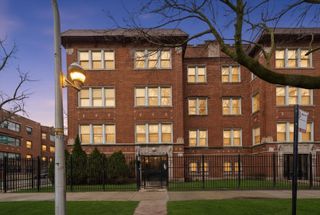 7601 S Essex Avenue 2, Chicago, IL 60649