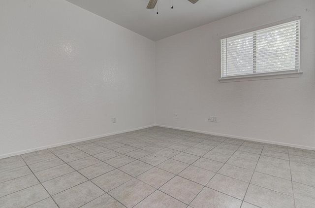 805 Sirocco DR B, Austin, TX 78745
