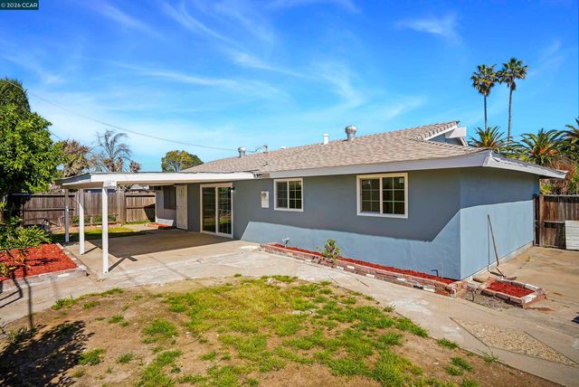 6860 Cunningham Way, Sacramento, CA 95828