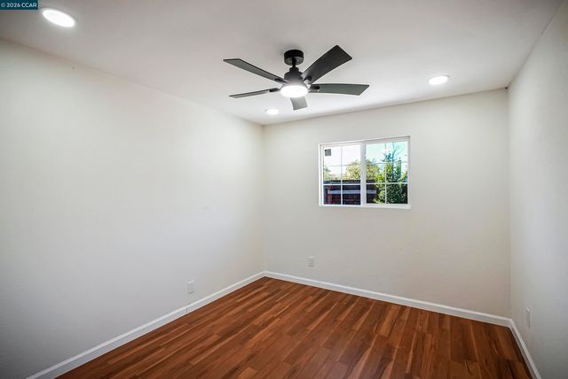 6860 Cunningham Way, Sacramento, CA 95828