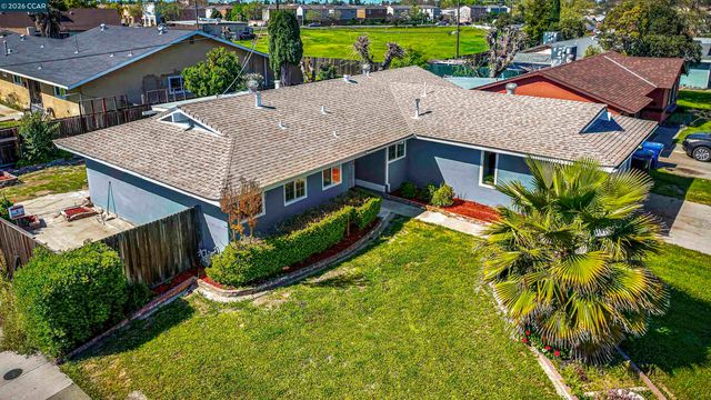 6860 Cunningham Way, Sacramento, CA 95828