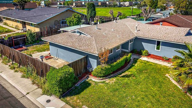 6860 Cunningham Way, Sacramento, CA 95828
