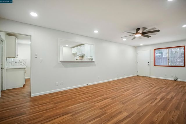 6860 Cunningham Way, Sacramento, CA 95828