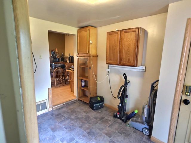 927 BUTLER AVENUE, Winnebago, WI 54958