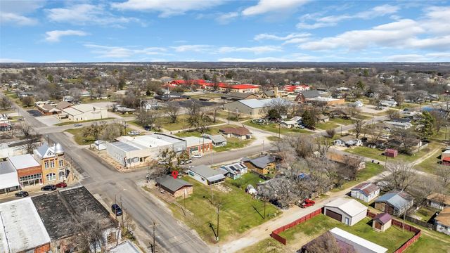 101 E Main Street, Stratford, OK 74872