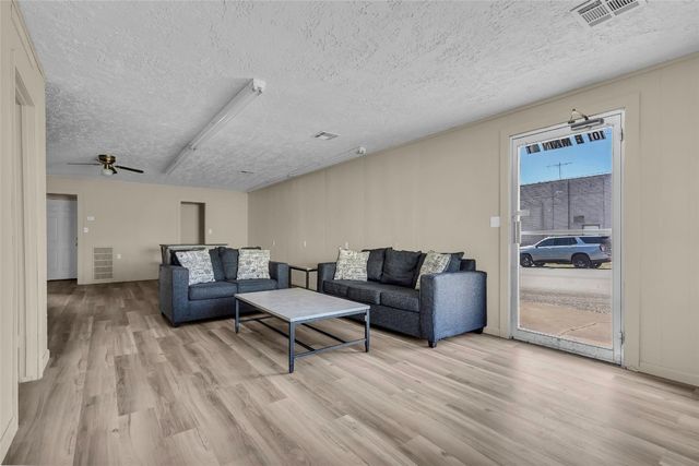 101 E Main Street, Stratford, OK 74872