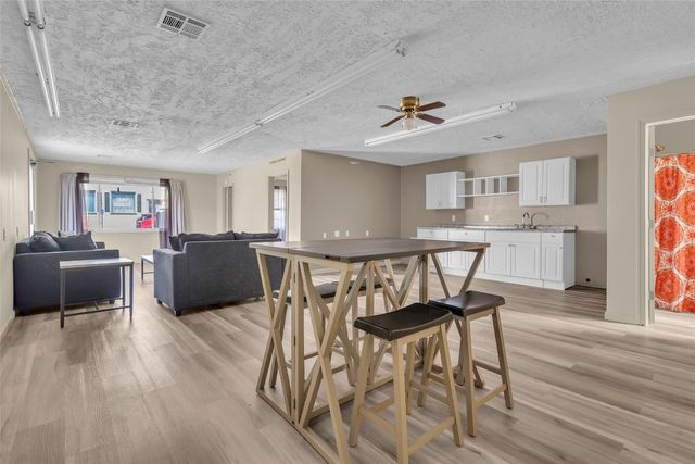 101 E Main Street, Stratford, OK 74872