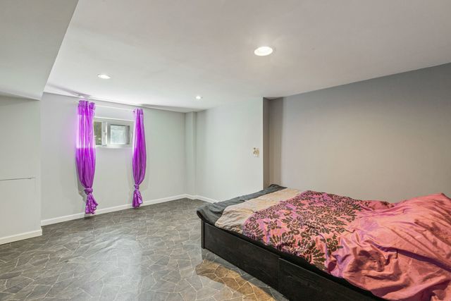 5306 N Lynch Avenue, Chicago, IL 60630
