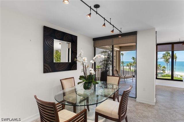 3115 Gulf Shore BLVD N 203S, Naples, FL 34103