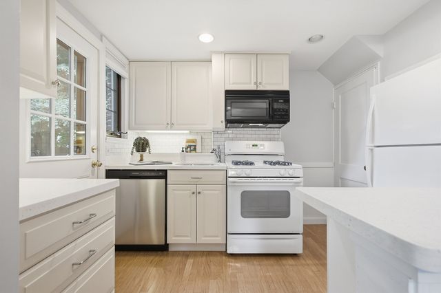 117 Pierce Road 117, Watertown, MA 02472