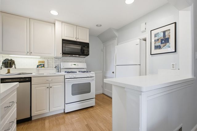 117 Pierce Road 117, Watertown, MA 02472