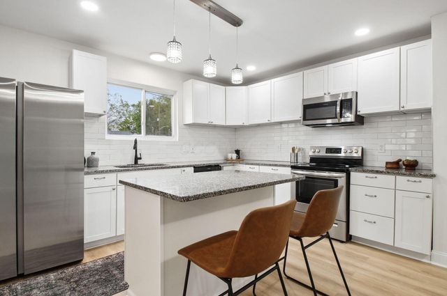 407 S Wayne Avenue, Columbus, OH 43204