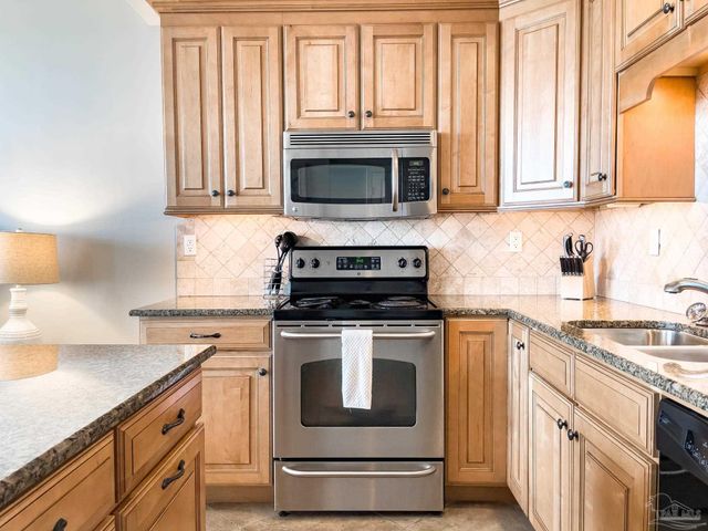 16287 Perdido Key Dr 104, Pensacola, FL 32507