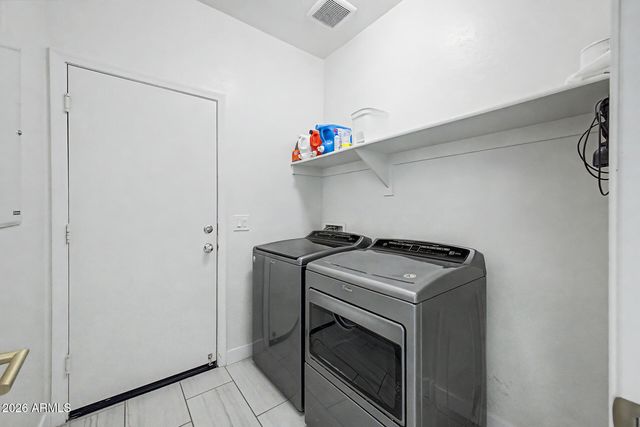 10445 W CORDES Road, Tolleson, AZ 85353