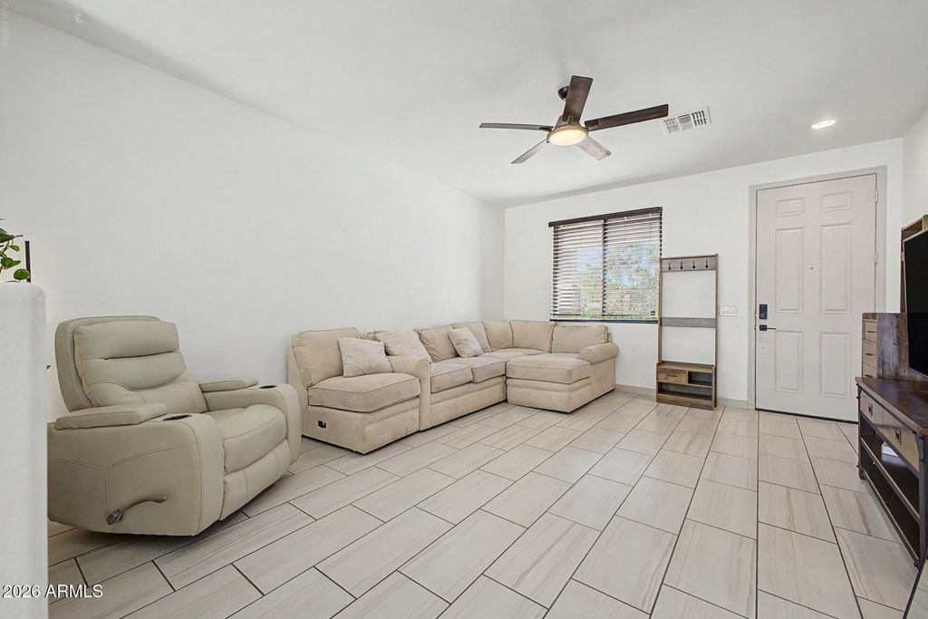 10445 W CORDES Road, Tolleson, AZ 85353 — photo 5