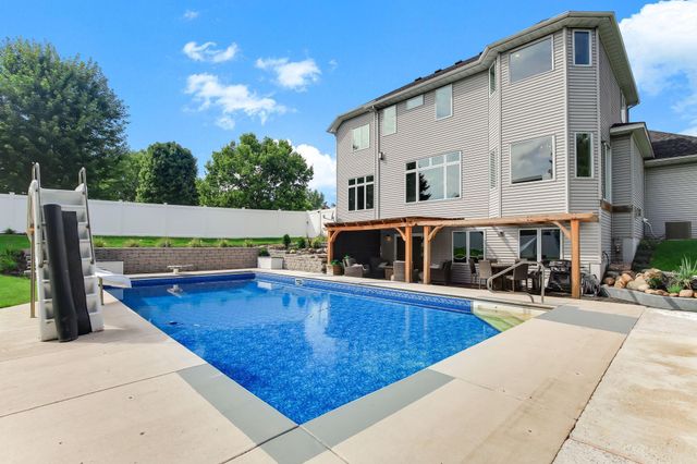 1428 Sherman Lake Road, Lino Lakes, MN 55038