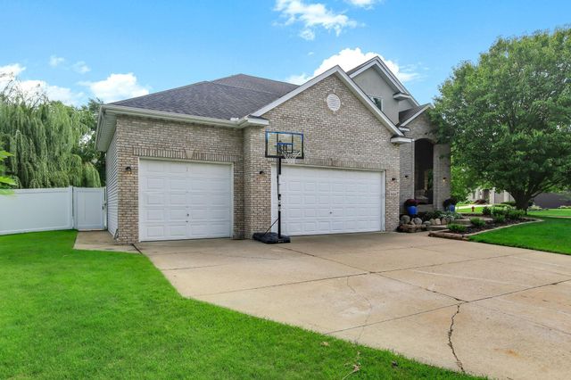 1428 Sherman Lake Road, Lino Lakes, MN 55038